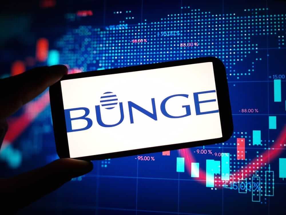 Bunge Global SA phone and data by- Piotr Swat via Shutterstock